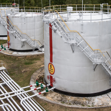 Nous accompagnons nos clients concepteurs d’aéroports, exploitants pétroliers, autorités aéroportuaires depuis la décision d’investir jusqu’à la réception des installations
